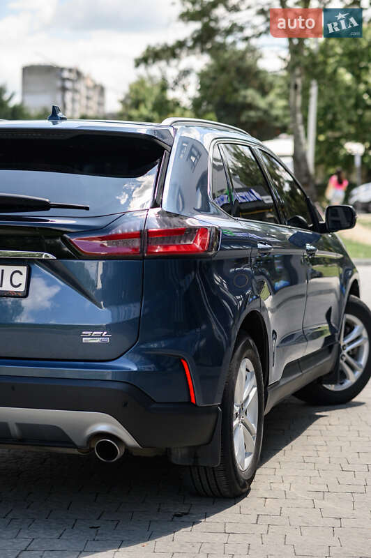 Внедорожник / Кроссовер Ford Edge 2018 в Новояворовске