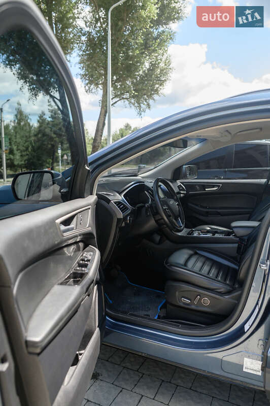 Внедорожник / Кроссовер Ford Edge 2018 в Новояворовске