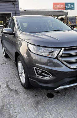 Внедорожник / Кроссовер Ford Edge 2017 в 
