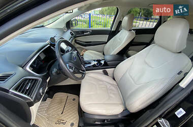 Внедорожник / Кроссовер Ford Edge 2015 в 