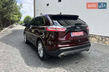 Позашляховик / Кросовер Ford Edge 2022 в 