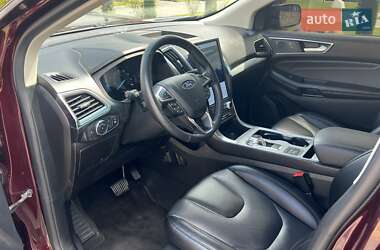 Позашляховик / Кросовер Ford Edge 2022 в 