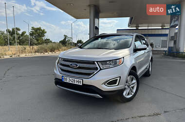 Внедорожник / Кроссовер Ford Edge 2017 в 