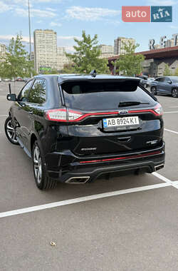 Внедорожник / Кроссовер Ford Edge 2018 в 