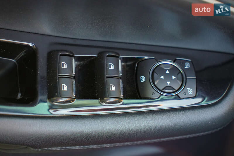 Внедорожник / Кроссовер Ford Edge 2019 в Ивано-Франковске