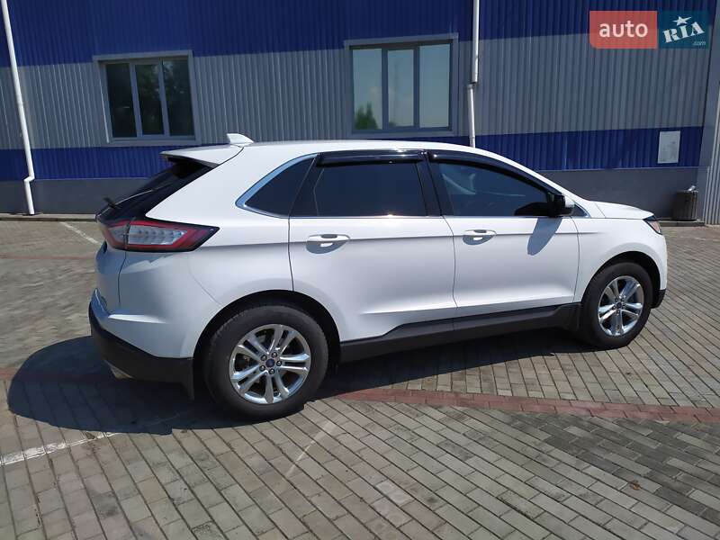 Позашляховик / Кросовер Ford Edge 2015 в Кривому Розі