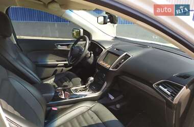 Внедорожник / Кроссовер Ford Edge 2015 в 