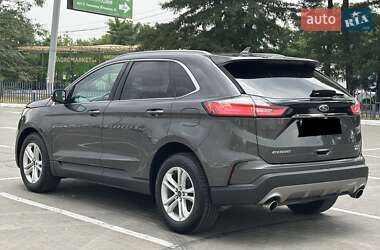 Внедорожник / Кроссовер Ford Edge 2020 в 