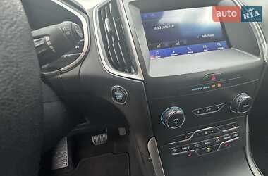 Внедорожник / Кроссовер Ford Edge 2020 в 