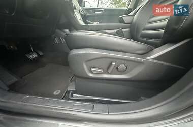 Внедорожник / Кроссовер Ford Edge 2020 в 