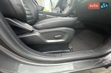Внедорожник / Кроссовер Ford Edge 2020 в 