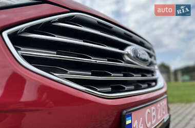 Внедорожник / Кроссовер Ford Edge 2021 в 