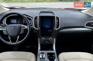 Внедорожник / Кроссовер Ford Edge 2021 в 