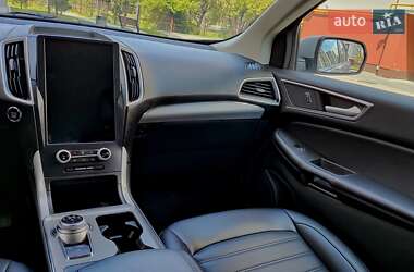 Внедорожник / Кроссовер Ford Edge 2021 в 