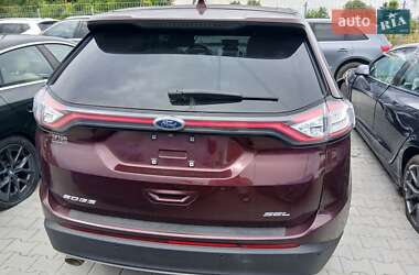 Позашляховик / Кросовер Ford Edge 2016 в 
