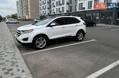Позашляховик / Кросовер Ford Edge 2018 в 