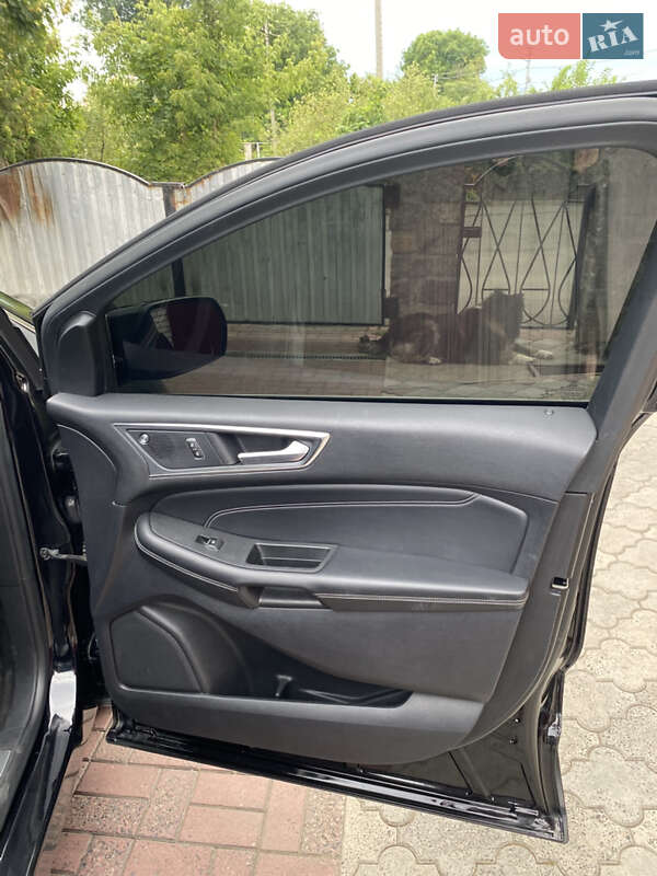Позашляховик / Кросовер Ford Edge 2021 в Умані
