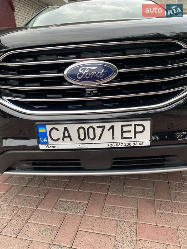 Позашляховик / Кросовер Ford Edge 2021 в Умані