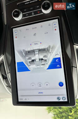Внедорожник / Кроссовер Ford Edge 2021 в 