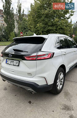 Позашляховик / Кросовер Ford Edge 2020 в 