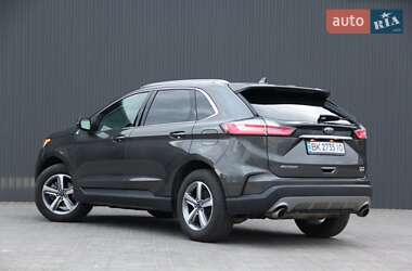 Внедорожник / Кроссовер Ford Edge 2018 в 