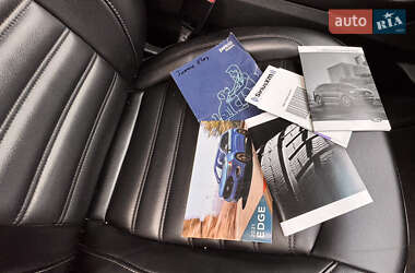 Внедорожник / Кроссовер Ford Edge 2021 в 