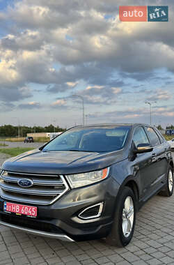 Позашляховик / Кросовер Ford Edge 2015 в 