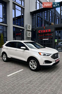 Внедорожник / Кроссовер Ford Edge 2019 в 