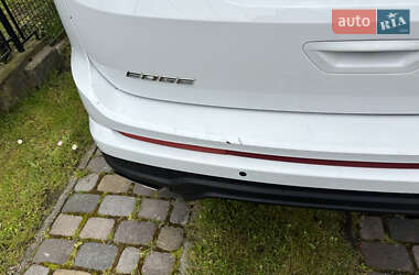 Внедорожник / Кроссовер Ford Edge 2015 в 