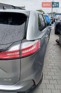 Внедорожник / Кроссовер Ford Edge 2022 в 