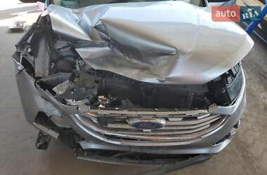 Внедорожник / Кроссовер Ford Edge 2022 в 
