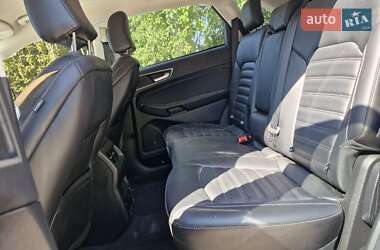Внедорожник / Кроссовер Ford Edge 2022 в 