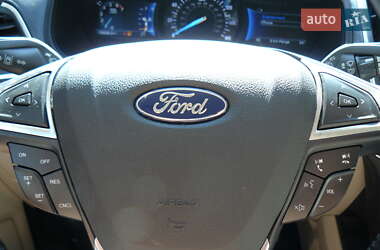Внедорожник / Кроссовер Ford Edge 2021 в 