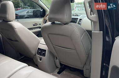 Внедорожник / Кроссовер Ford Edge 2007 в 