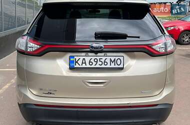 Внедорожник / Кроссовер Ford Edge 2018 в 