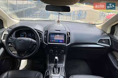 Внедорожник / Кроссовер Ford Edge 2018 в 