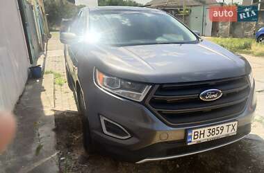 Внедорожник / Кроссовер Ford Edge 2015 в 