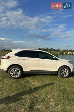 Внедорожник / Кроссовер Ford Edge 2019 в 