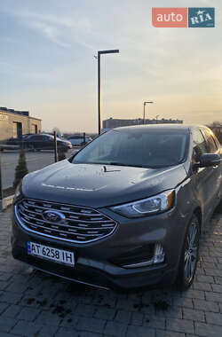 Внедорожник / Кроссовер Ford Edge 2019 в 