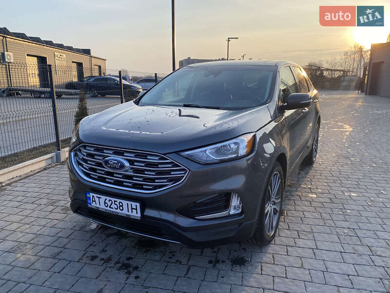 Внедорожник / Кроссовер Ford Edge 2019 в 