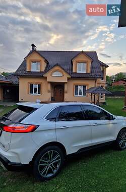 Внедорожник / Кроссовер Ford Edge 2019 в 