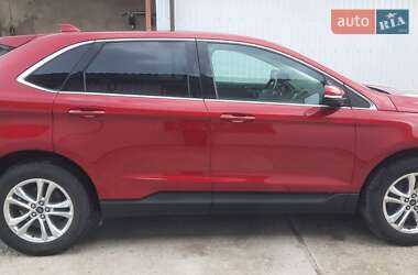 Внедорожник / Кроссовер Ford Edge 2018 в 