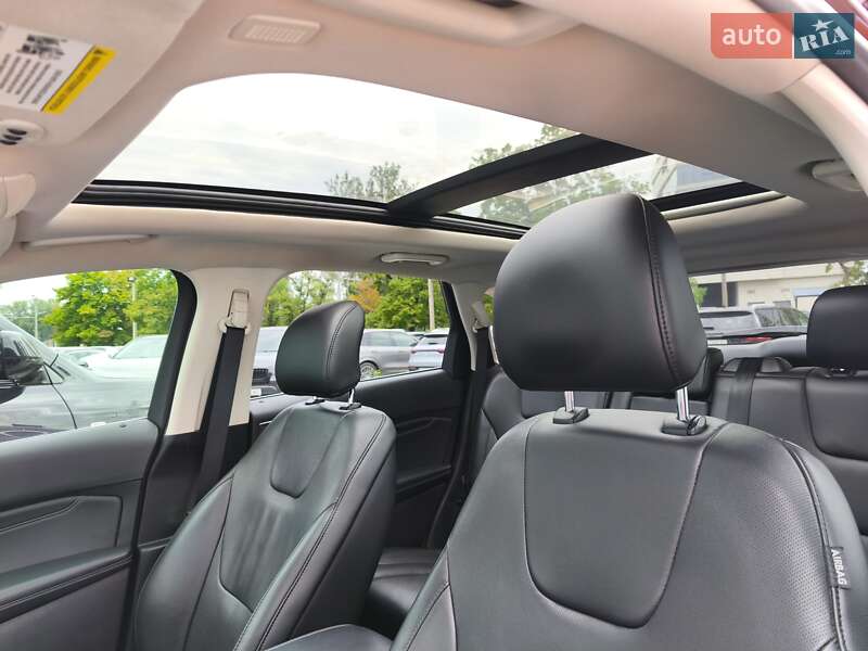 Позашляховик / Кросовер Ford Edge 2019 в Дніпрі
