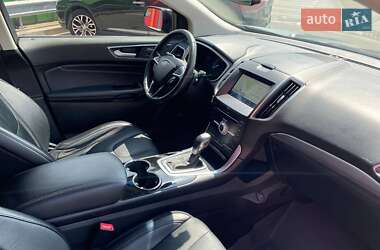 Внедорожник / Кроссовер Ford Edge 2018 в 