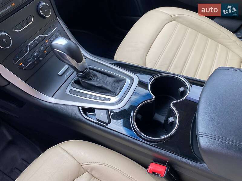 Внедорожник / Кроссовер Ford Edge 2016 в Львове