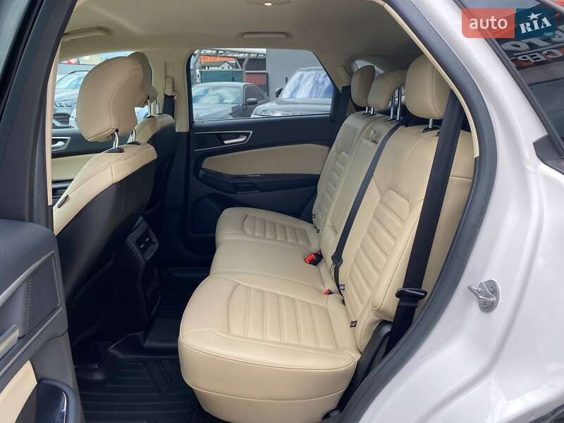 Внедорожник / Кроссовер Ford Edge 2016 в Львове