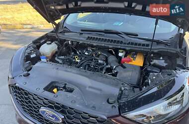 Позашляховик / Кросовер Ford Edge 2020 в 