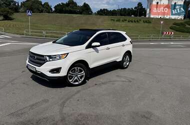 Позашляховик / Кросовер Ford Edge 2018 в 