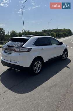 Позашляховик / Кросовер Ford Edge 2018 в 