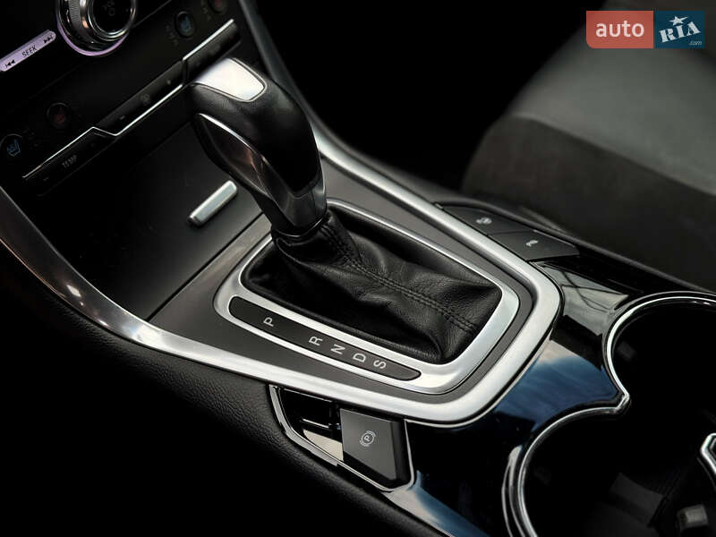Внедорожник / Кроссовер Ford Edge 2018 в Киеве